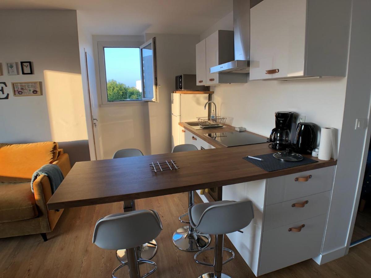 Charmant Appartement 1-4 Personnes, Proche Centre Avec Parking Nantes Ngoại thất bức ảnh