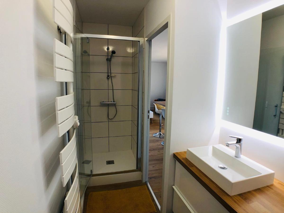 Charmant Appartement 1-4 Personnes, Proche Centre Avec Parking Nantes Ngoại thất bức ảnh