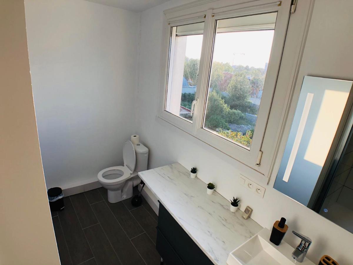 Charmant Appartement 1-4 Personnes, Proche Centre Avec Parking Nantes Ngoại thất bức ảnh