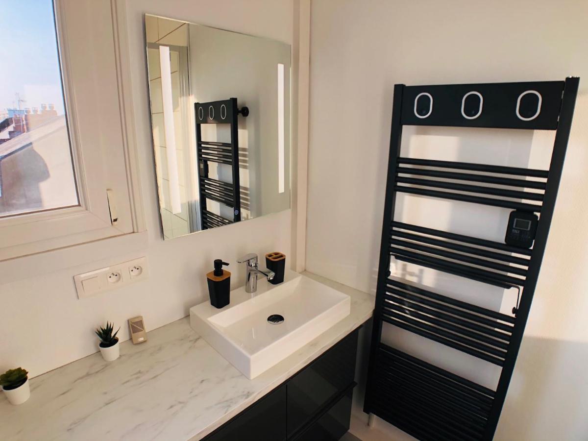 Charmant Appartement 1-4 Personnes, Proche Centre Avec Parking Nantes Ngoại thất bức ảnh